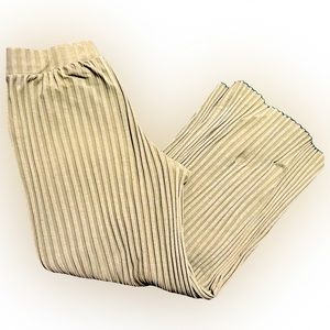 Olive green pants Wide Leg pants L